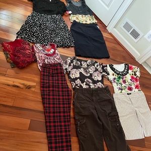 Lot of 10 clothes- petite /junior small, career, casual mix excellent. Some NWT